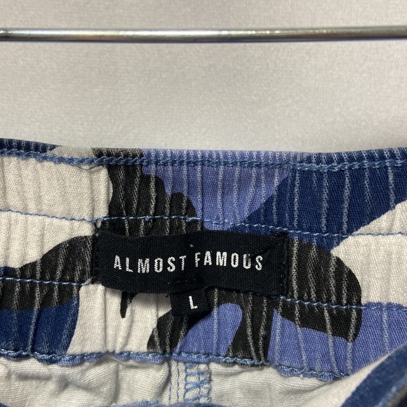 Almost Famous Blue Camouflage Pants - Picture 6 of 6